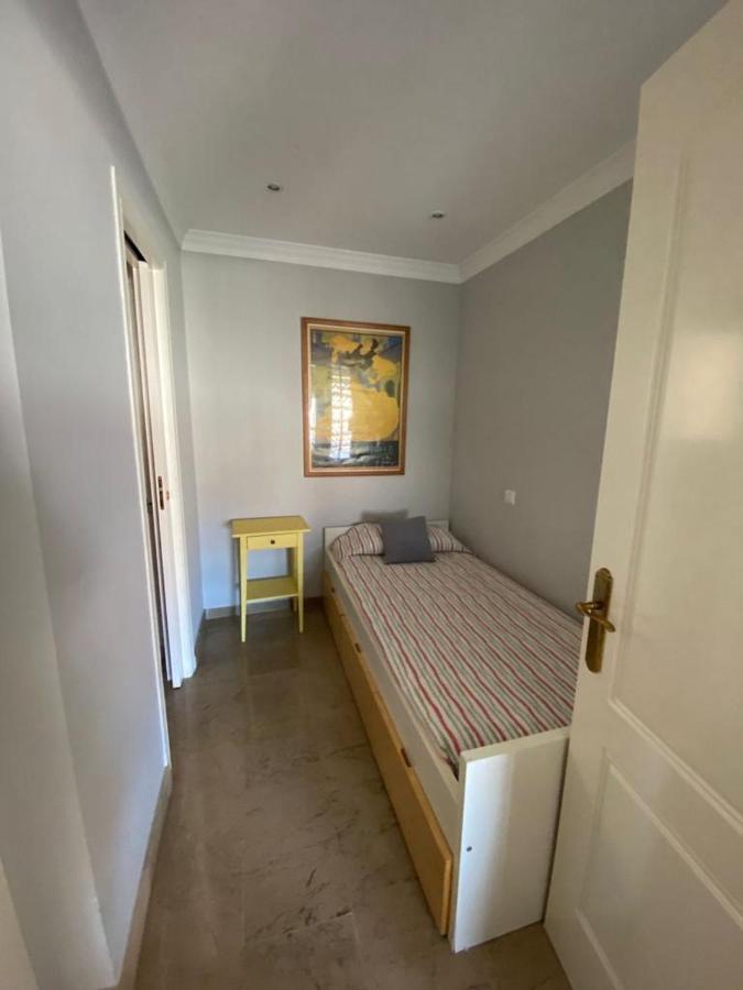 Apartamento Junto Al Puerto Deportivo De Estepona Exterior foto